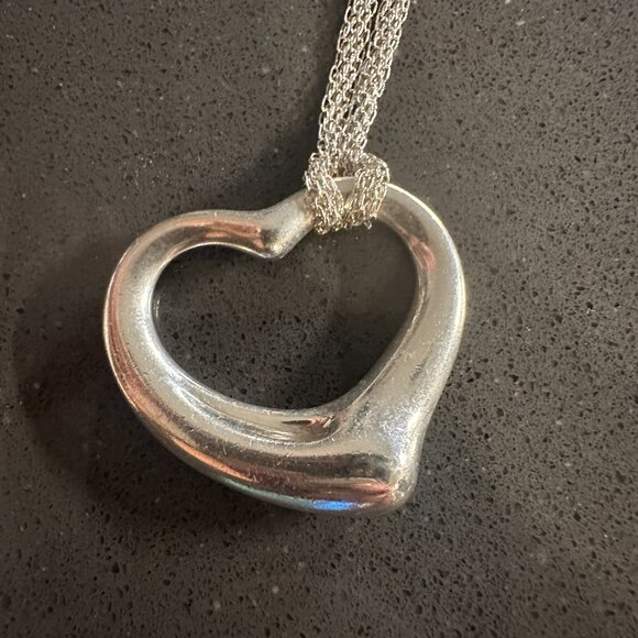 Authentic Tiffany Elsa Peretti Open Heart Pendant on mesh chain, silver - Picture 8 of 9